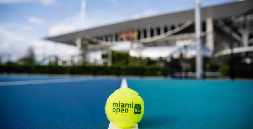 Теннис. Турнир в Майами-2022 (Masters): Медведев вылетел в 1/4